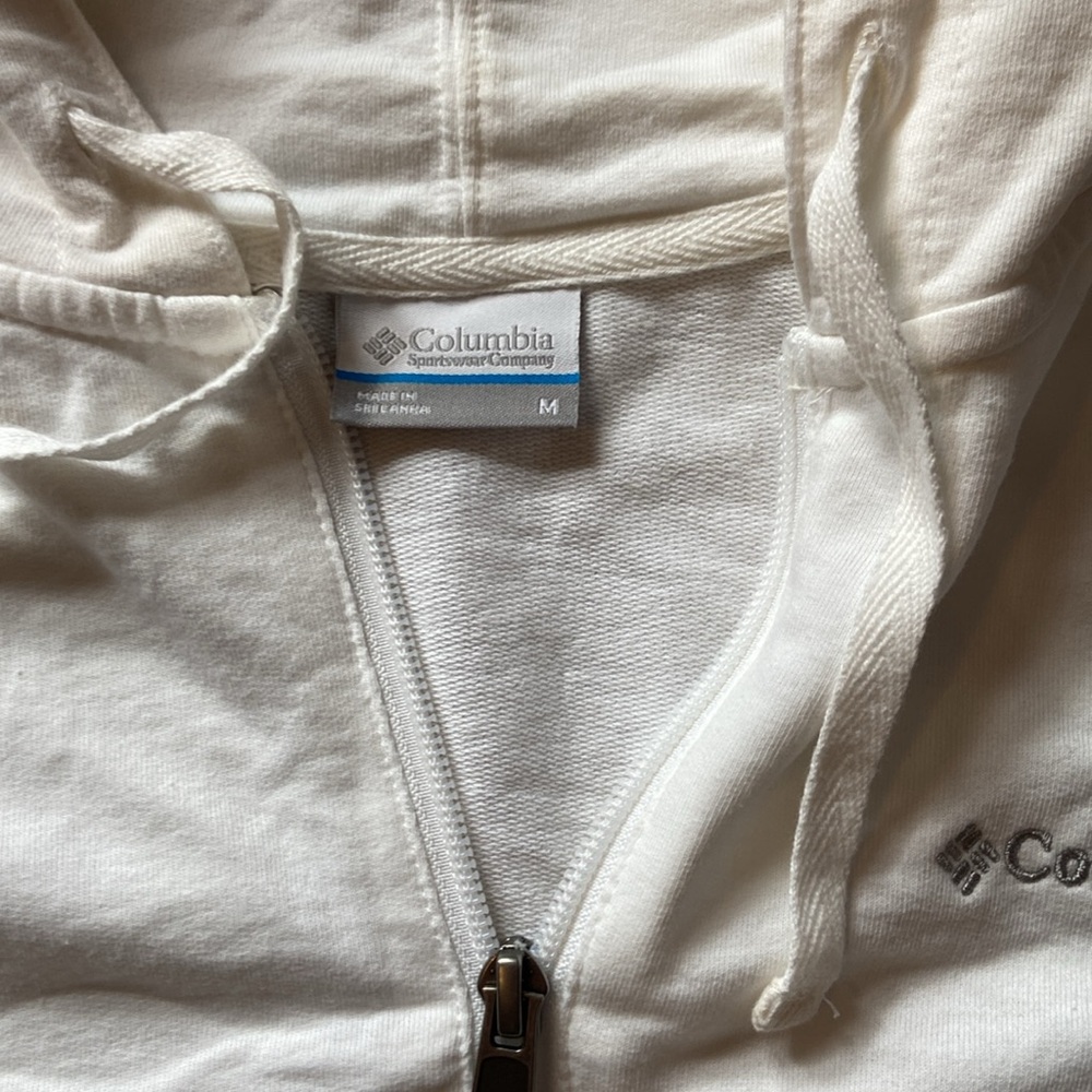 Columbia size Medium zip up top. - Picture 3 of 5